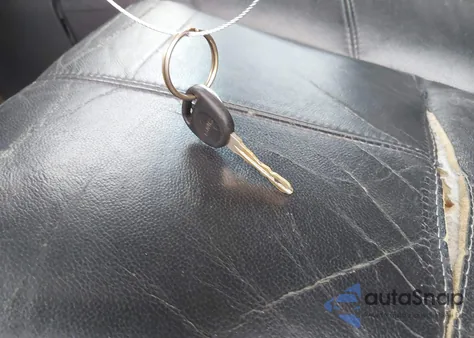 2008 GMC Yukon Slt из США, поврежденный, VIN 1GKFC130X8R268147